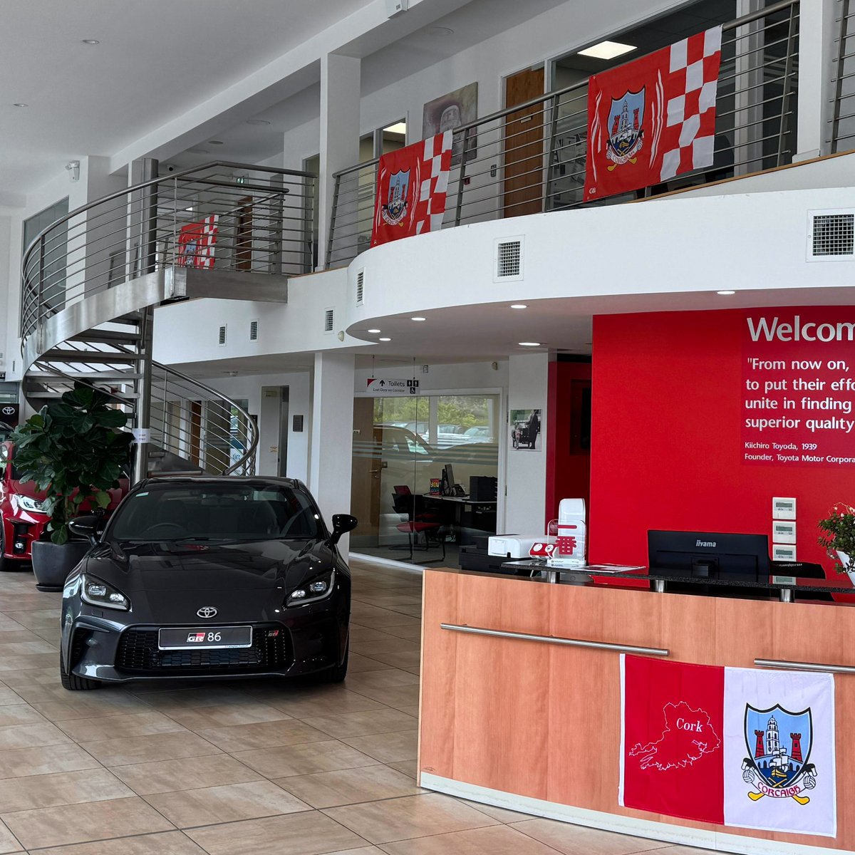 Just 2 more sleeps to go… and the excitement is sky-high here at O’Callaghan Motors! 🔴⚪️ We’re proudly flying the Cork colours ahead of Sunday’s All-Ireland Hurling Final.

Best of luck <a href="/OfficialCorkGAA/">Cork GAA</a> Rebels Abú!

#AllIrelandFinal #CorkGAA #CorkVsTipp