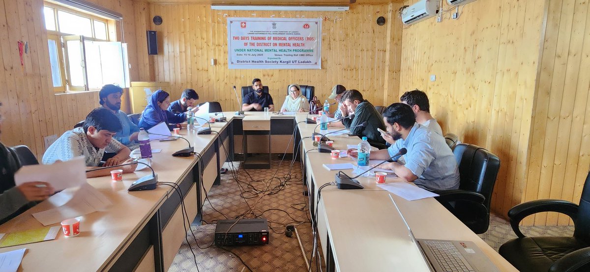 DD NEWS LADAKH (@ddnewsladakh) on Twitter photo A 2-day training for Medical Officers under the National Mental Health Programme concluded at the CMO Office, Kargil
Dr. Fatima Nissa, Dr. Murtaza Ali Malik & Syed Hassan Shah led insightful sessions on mental disorders, diagnosis & counselling
#MentalHealth
<a href="/DIPR_Ladakh/">DIPR Ladakh</a> A 2-day training for Medical Officers under the National Mental Health Programme concluded at the CMO Office, Kargil
Dr. Fatima Nissa, Dr. Murtaza Ali Malik & Syed Hassan Shah led insightful sessions on mental disorders, diagnosis & counselling
#MentalHealth
<a href="/DIPR_Ladakh/">DIPR Ladakh</a>
