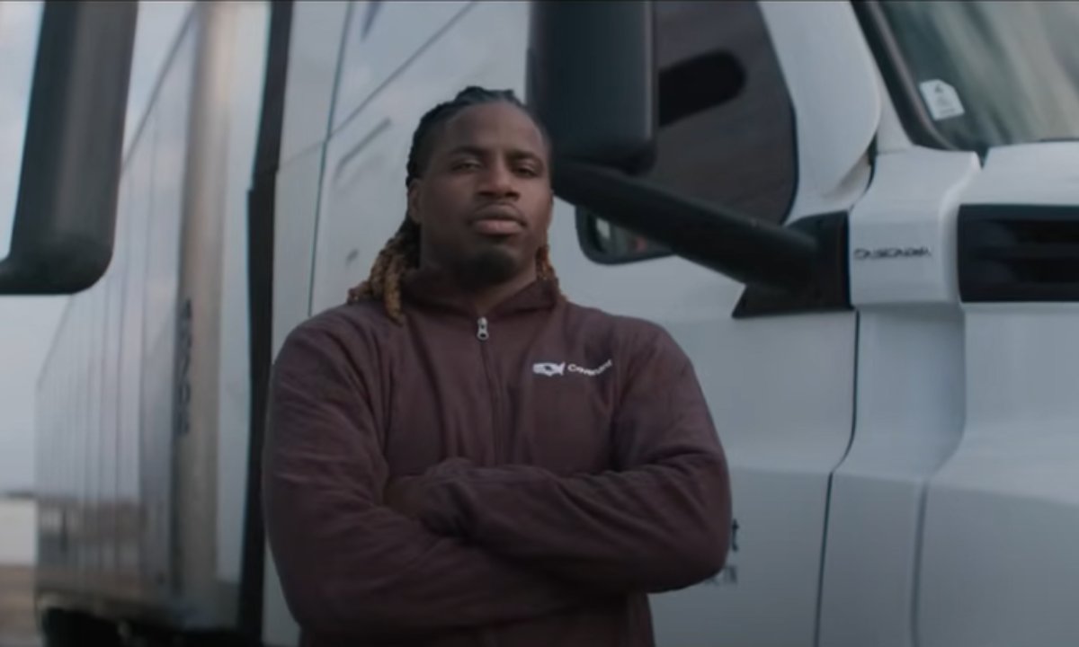 HDTrucking's tweet image. The backbone of America's supply chain: loom.ly/7-LexsI
"Driven," a new ATA series, spotlights pro drivers and their role in keeping the supply chain moving.
#newseries #professionaldrivers #supplychain #driven #trucking