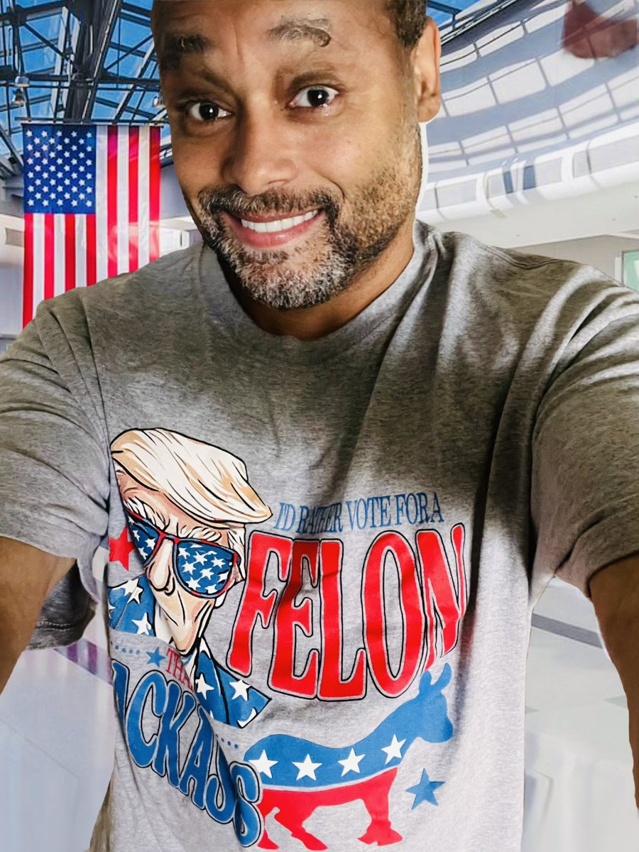 SirBylHolte's tweet image. Last year when I had jury duty, my defendant was an illegal who had raped 2 children.
One was his daughter.
One was his stepdaughter.
When they told us prospective jurors “if there’s anyone who can’t be fair and balanced about this crime, raise your hand,” my hand went up…