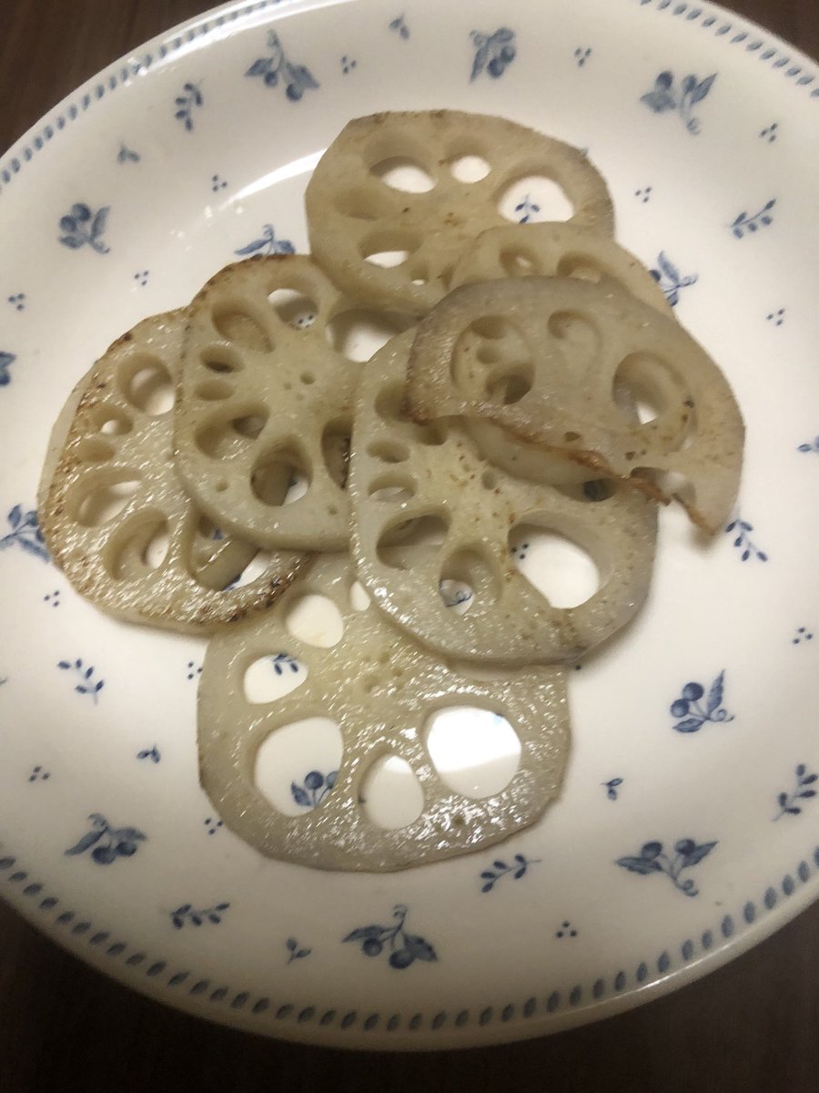 本日は舟島蓮根を調理していただきました！
蓮根にもしっかり甘みがあり
びっくりするくらい美味しかったです！
#茨城大学 #れんこん #阿見 #土浦 #野菜 #料理