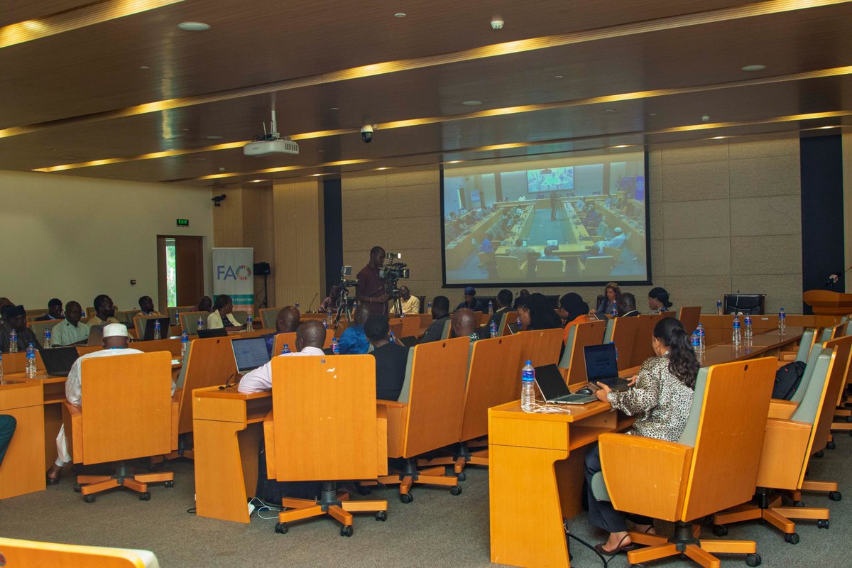 📢 Happening Now at the Sir Dawda K. Jawara Conference Centre! 🇬🇲

FAO and Gov't partners are coming together to review the Country Programming Framework (2024–2028) a bold roadmap for transforming food systems, empowering youth and women, and building climate resilience. 🌱🌍