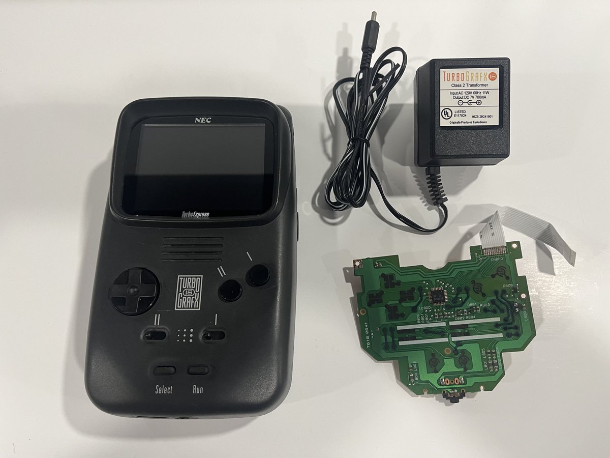 AlteredRetro's tweet image. Only 1 left. #turboexpress

Yes, I make my own power supplies. They are superior to those garbage ones with 1A…don’t burn out your units!!

ebay.us/m/OG2sYt