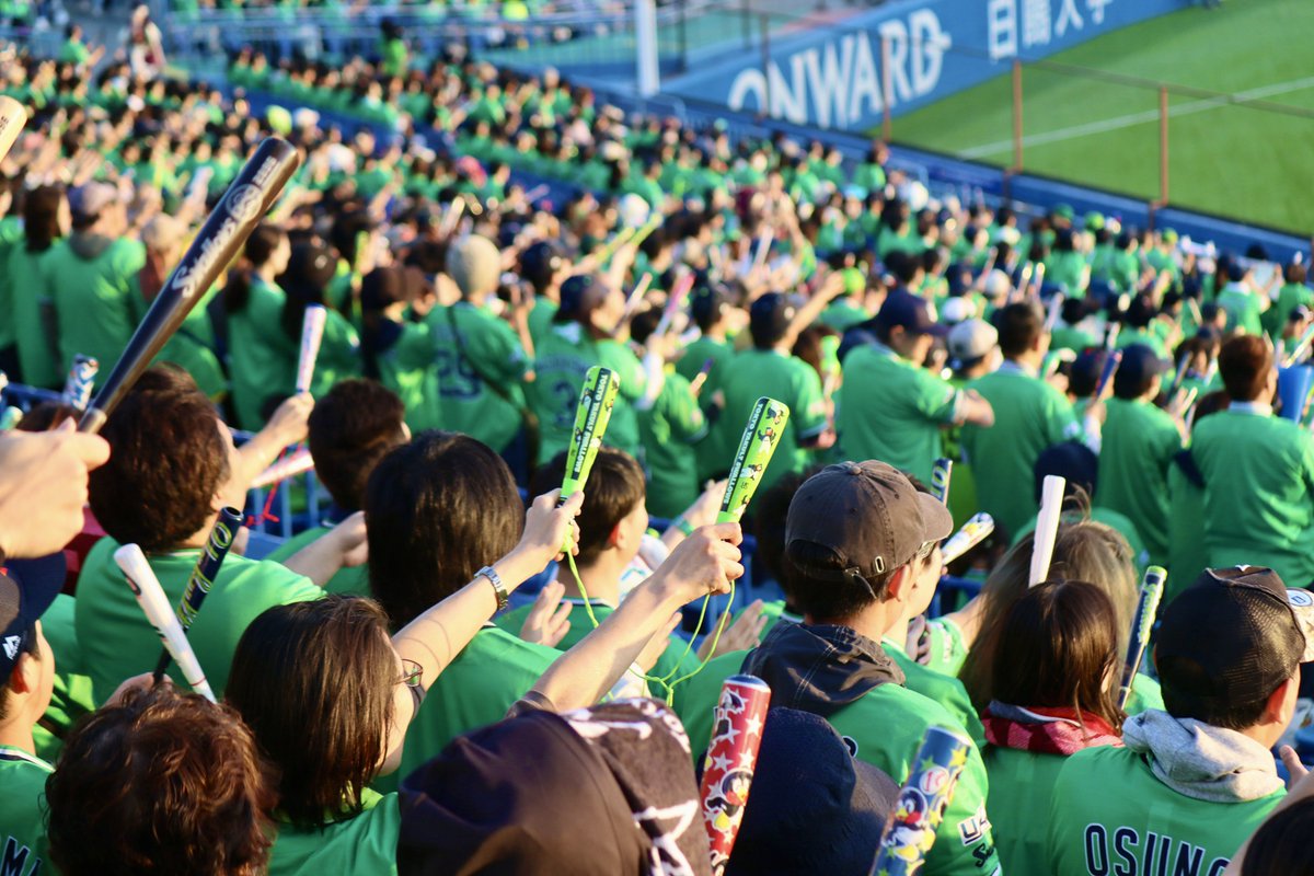 jingu_stadiumpr's tweet image. H.B.D！ #山田哲人 選手！🐧⛱️

毎日一番にグラウンドインして誰よりも多くバットを振るキャプテン、背中で引っ張るキャプテン。…