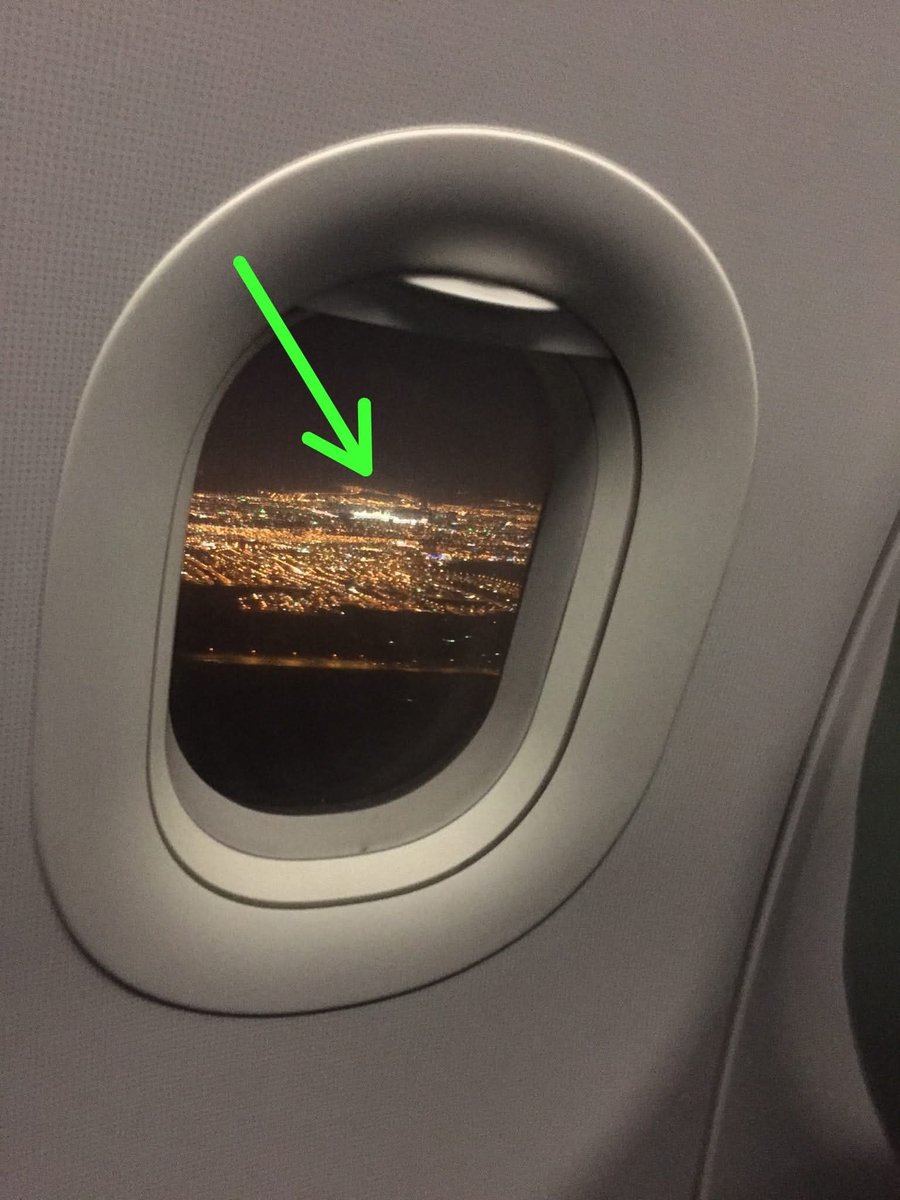 Toheeddddd's tweet image. Masjid al-Nabawi from the sky. When Rasulallah ﷺ was born, his mother saw the castles of Syria due to his illumination. When he entered Madinah it became the City of Light. And when his love entered our hearts - it lit up our lives.