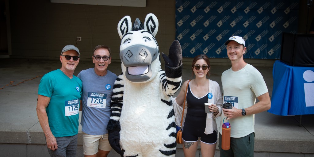 immunedeficienC's tweet image. For our X followers also on Facebook, #WalkForPI has its own Facebook group! Whether you're looking to learn more or are already registered to walk, the group offers a convenient space to receive updates, connect with walkers, and more. Join now: bit.ly/4nA9AIR