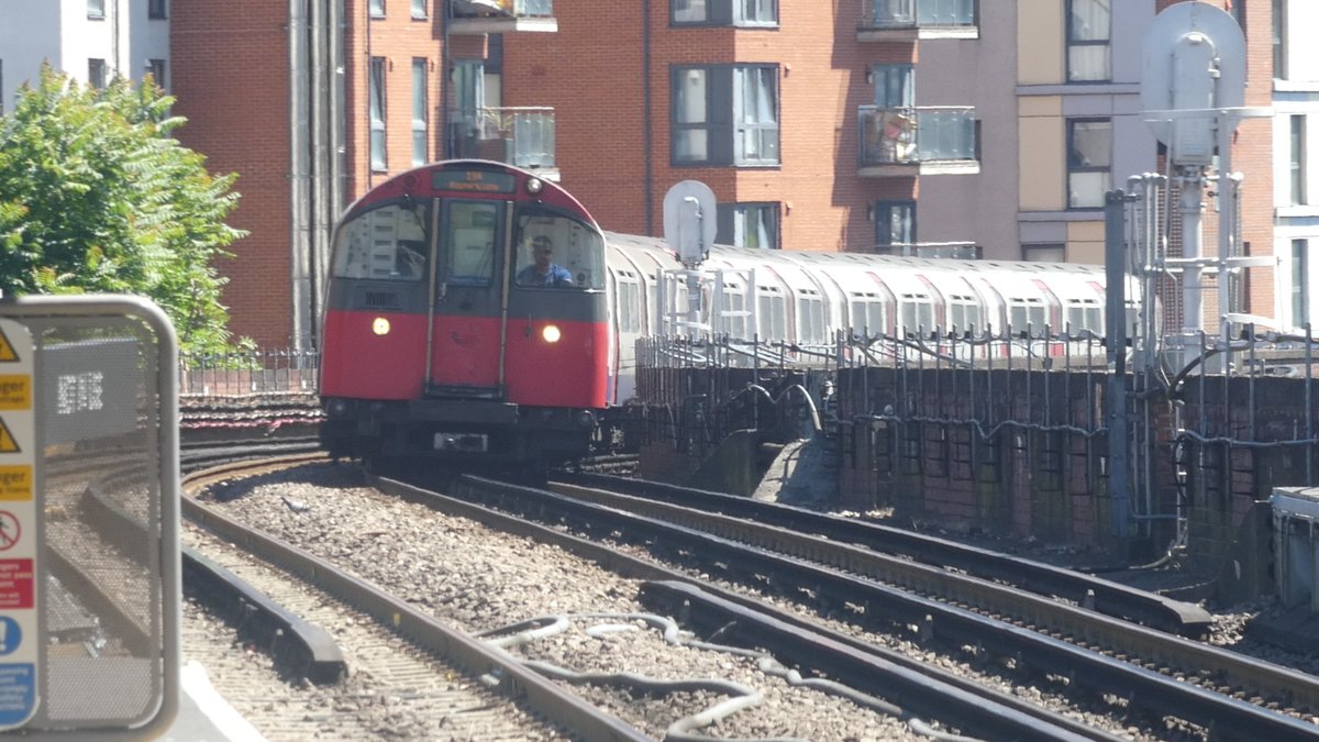 JRailVolunteer's tweet image. Some 1973 stocks at Alperton which in a few years time will be no more so might as well get them while you still can unless you want to live in regret for not capturing them.