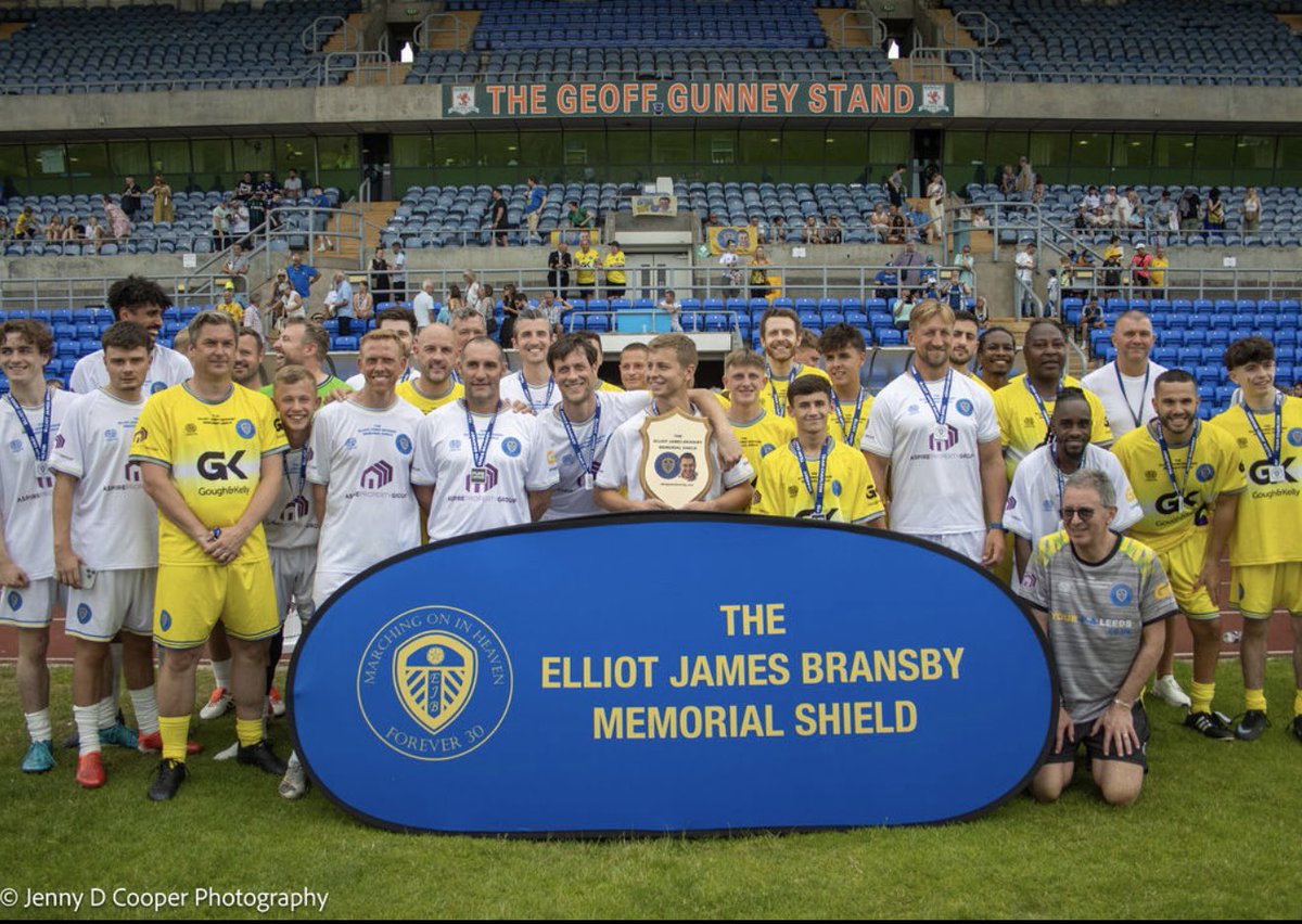Jssportsagent's tweet image. Honoured to be invited to the Elliot Bransby Charity Match for the 3rd year running! ⚽💙
Great to be part of something so meaningful, surrounded by brilliant people and positive vibes 🙌
Already can’t wait for next year! 🔥

#CharityFootball #FootballForGood #JSAC