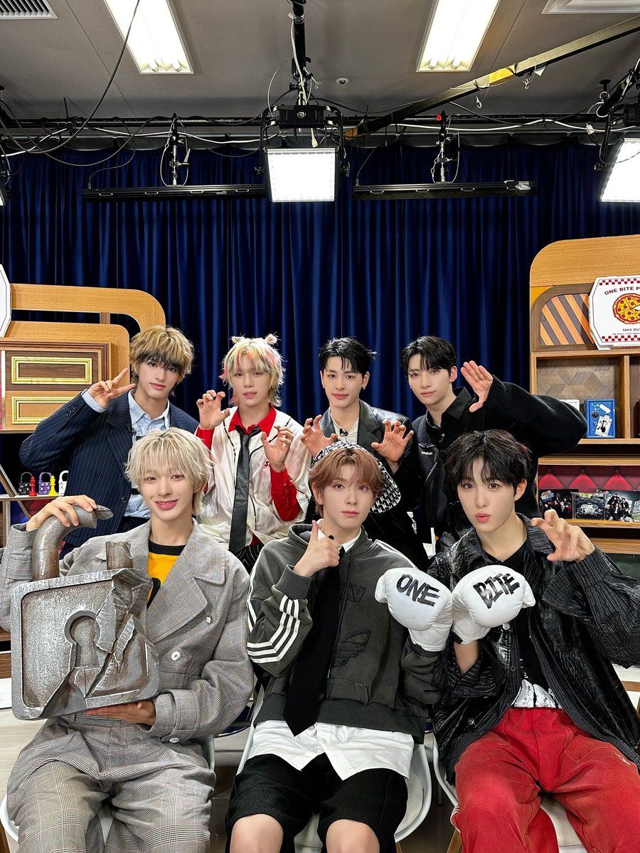 ZIP!、DayDay.
そしてJapan 2nd EP 『One Bite』 Release Live on LINE VOOM！

今日の One Day も One Bite しました❤️‍🔥

これからも応援よろしくお願いします✨

#NEXZ #OneBite
#One_Bite #NEXZ_One_Bite