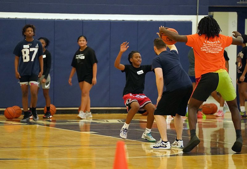 Day 2 of Grey &amp; Blue 

10 am -12 pm @ Shoe 🔥🔥🔥

GAME DAY 🎥 
<a href="/SHOETXBB/">Killeen Shoemaker Boys Basketball</a>