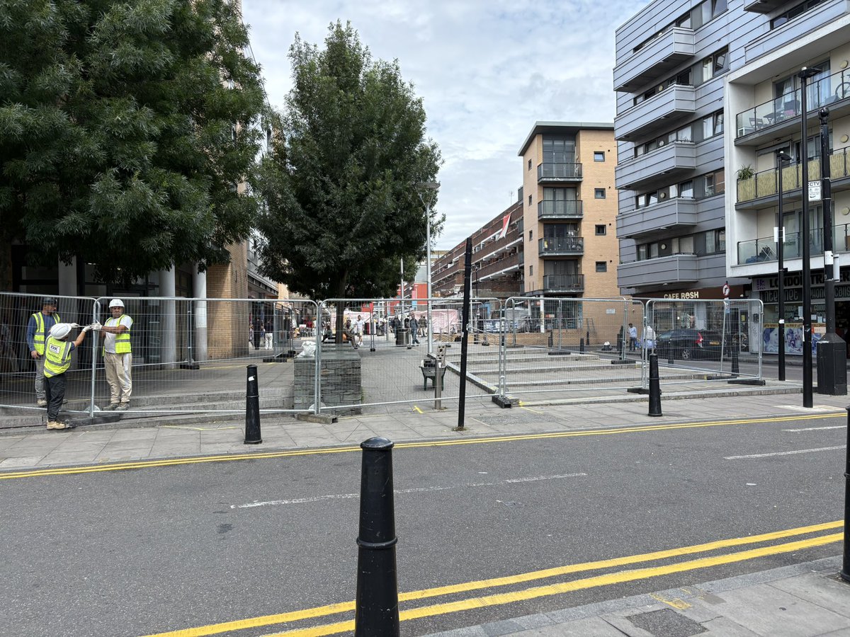 Looks like something’s going to happen here …