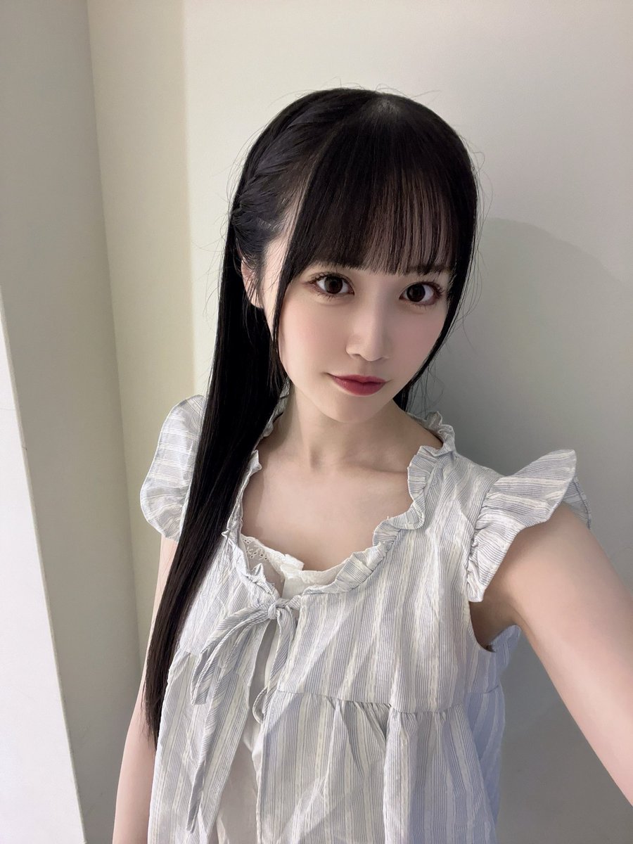 12thシングル握手会
幕張と京都は売り切れました！
有難う😭
広島も極少がたくさん！
ぜひ遊びに来てね！待ってます！♡
🔗stu48.chara-ani.com