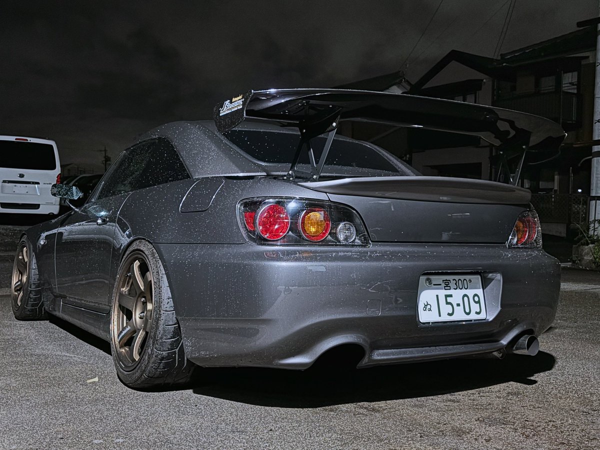 Mode Parfumeのトランクスポイラー装着