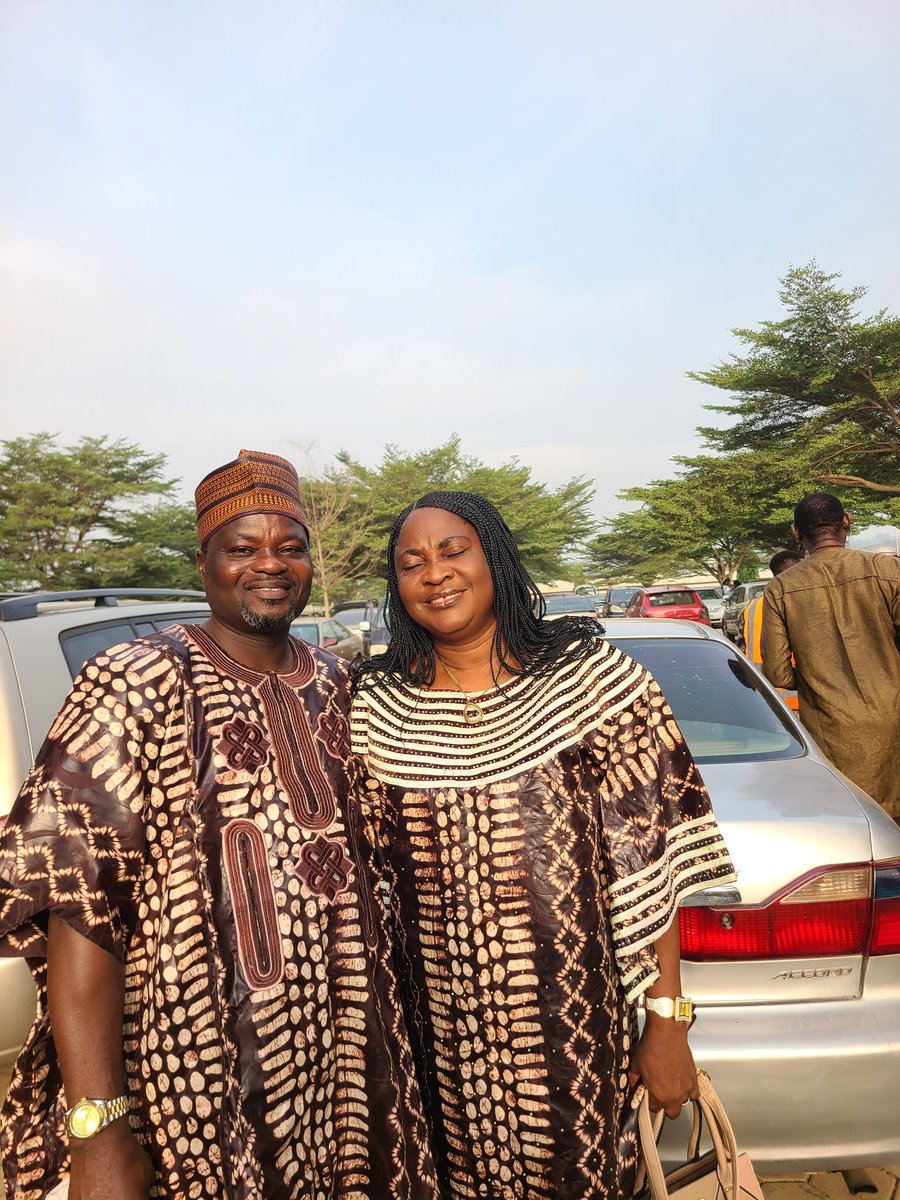 toothfairy022's tweet image. 31 years of unadulterated love, laughter, and loyalty.
Happy wedding anniversary, my babies🎊❤️.
Here's to more growth, deeper love, better health, overflowing blessings, and togetherness forever.
I love you, my pookies🥰❤️