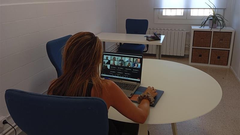 💼La inserció laboral és una eina clau en la recuperació de les persones amb addiccions.

🗣️Des de #ProjecteHome hem compartit la nostra experiència amb el programa #Incorpora de <a href="/FundlaCaixa/">Fundación ”la Caixa”</a> al seminari #Intercoonecta d’<a href="/AECID_es/">AECID</a>.

✍️Llegeix l'article: bit.ly/46QYGbE