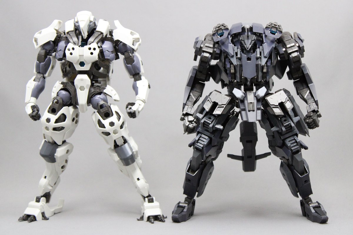 fortresshum's tweet image. 人型機恒例行事、サイズ比較。

ブイトールと比べるとこんな感じ。
段々と自前の人型機も大型化の道を歩んでいる。
今回は過去一番の大型機になっています。

ブイトールの全高は超えないという自己ルールは死守。
かつてはバルクアームを基準にしていましたがそちらは撤廃しました。