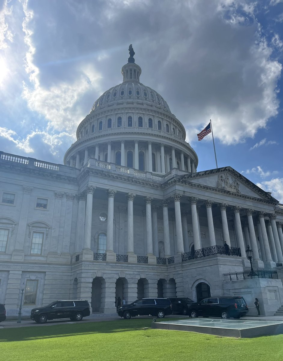 stefzaenker's tweet image. Representing the Latino community on Capitol Hill and fighting to keep the American Dream alive! 🗽
#belibre
#librecapcon2025