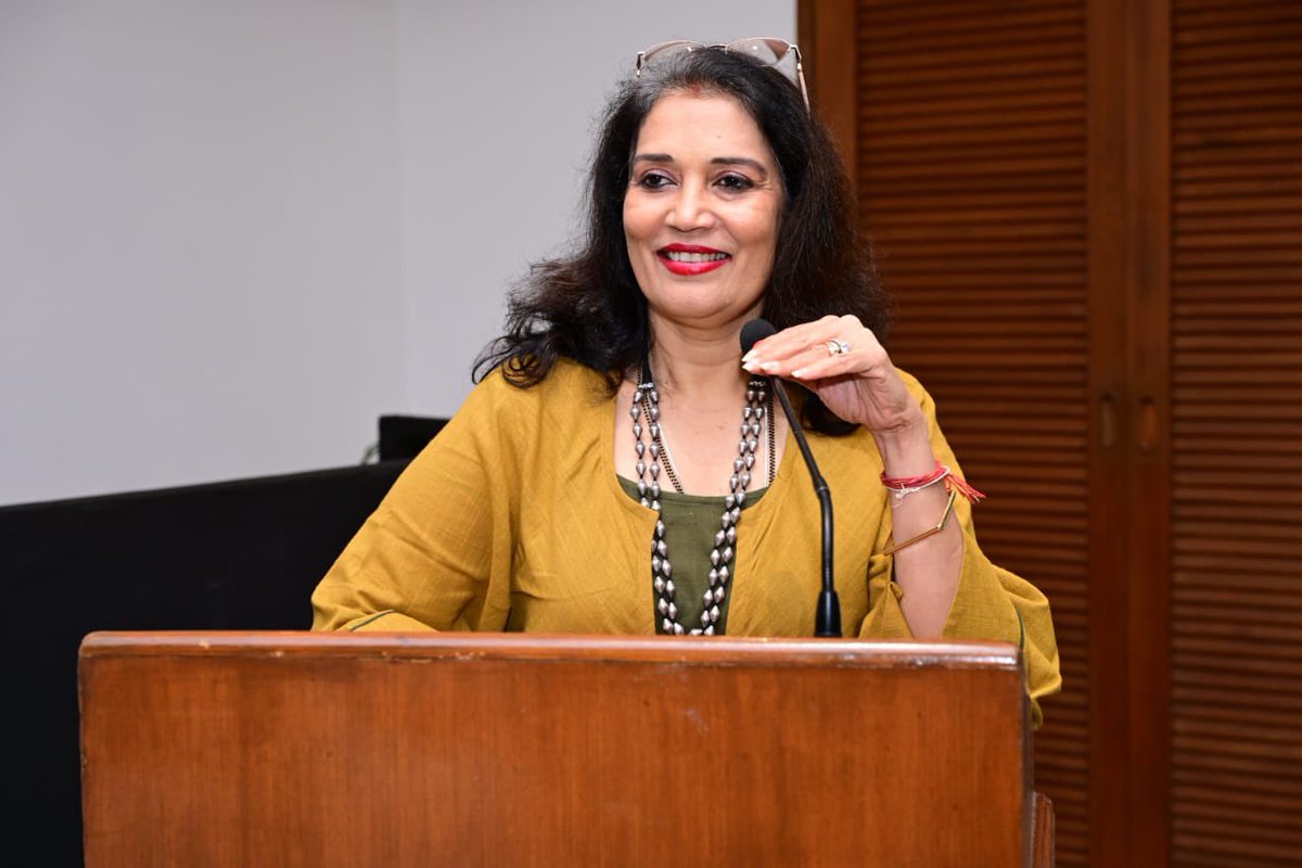 Prabha Khaitan Foundation (@foundationpk) on Twitter photo Glimpses of an evocative evening with journalist & author <a href="/jyotsnamohan/">jyotsna mohan</a> in Goa
With a warm welcome by <a href="/Vaishal46289308/">Vaishali Joshi</a> & an engaging conversation led by <a href="/withshroooh/">Shruti Jaiswal Juwarkar</a> , thank you note by Gaurapriya Pai Kane,the session inspired deep reflection.
Thanks to media partner @Lokmat & Glimpses of an evocative evening with journalist & author <a href="/jyotsnamohan/">jyotsna mohan</a> in Goa
With a warm welcome by <a href="/Vaishal46289308/">Vaishali Joshi</a> & an engaging conversation led by <a href="/withshroooh/">Shruti Jaiswal Juwarkar</a> , thank you note by Gaurapriya Pai Kane,the session inspired deep reflection.
Thanks to media partner @Lokmat &