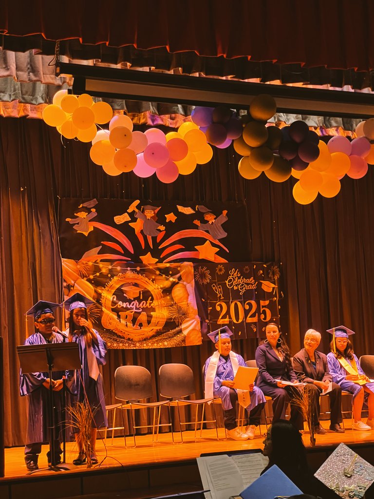 Lynn4NYC's tweet image. I was honored to visit several schools across #District29 at the end of June to personally congratulate our graduating students and wish them the best of luck in advancing their education.
#graduation2025