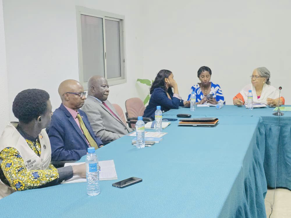 Guinée/Dialogue Social : l’état d’avancement des préparatifs de la deuxième édition du Forum du Dialogue Citoyen. 
Le choix des intervenantes ainsi que les engagements annoncés des partenaires , ont ponctué la rencontre tenue hier mardi à Conakry.
<a href="/dialogue/">dialogue</a>