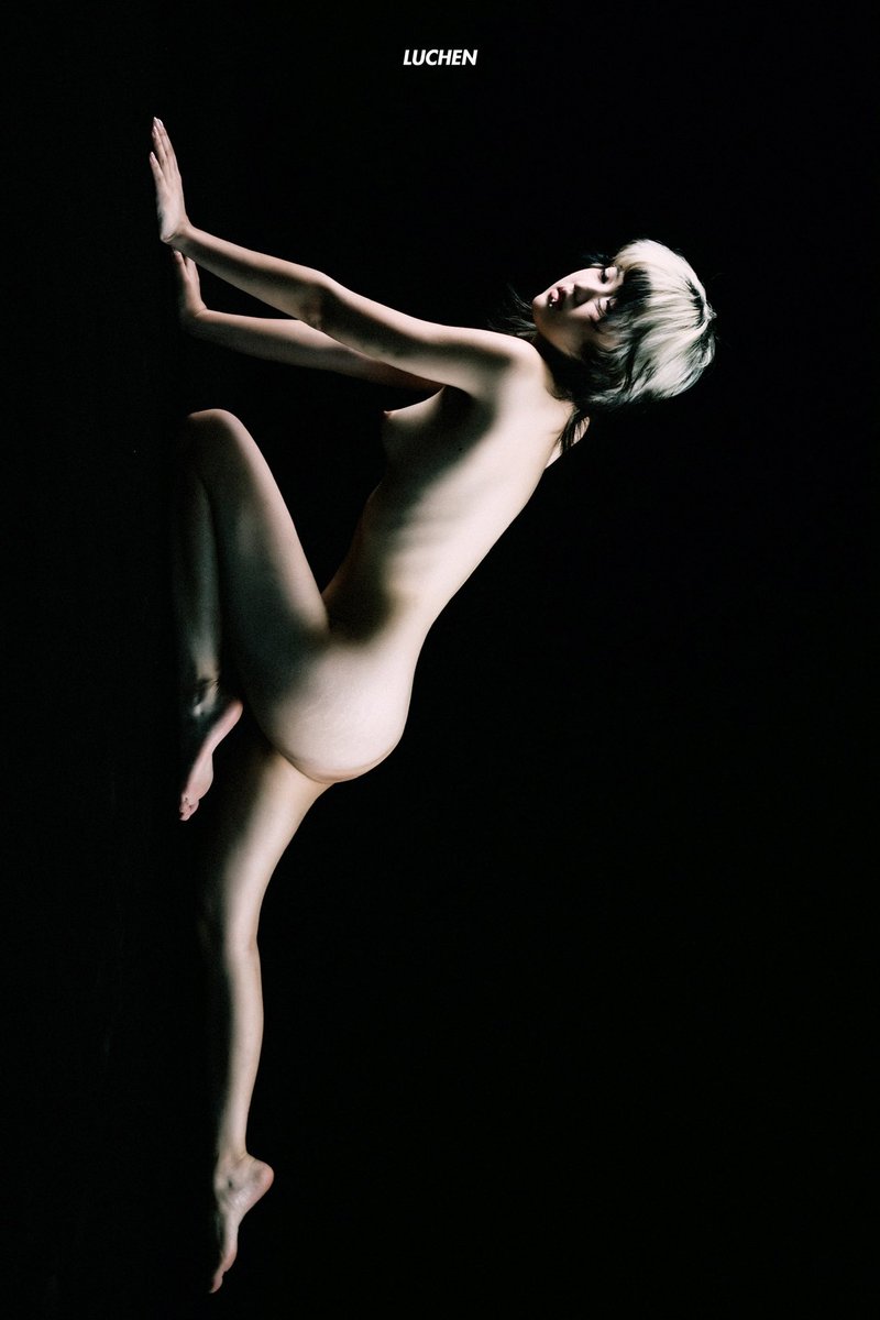 🫧
<a href="/Whisky_shibari/">吾妻-Whisky</a>