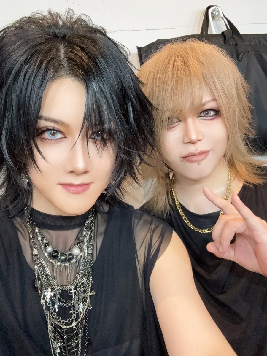 ジン (@jin_0722_ofc) / X