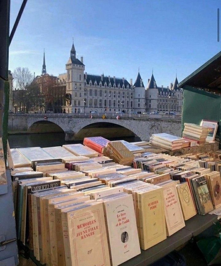 The best therapy ? Reading !