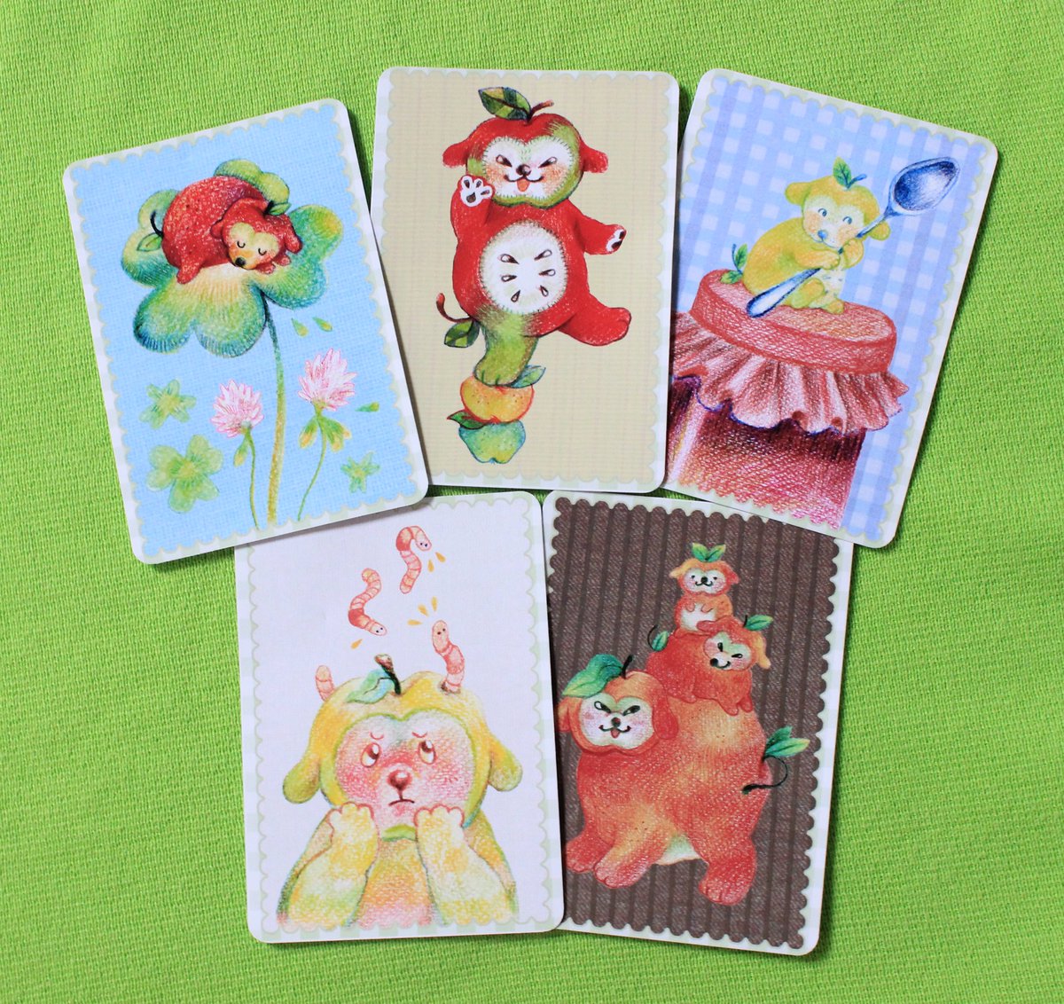 kkorotokii's tweet image. I'm excited to show you something I've been working on since April! My first keychain blind bags are ready! First batch is going to be available on Gdańskie Targi Fantastyki this August but I'll be opening online pre-orders as well!