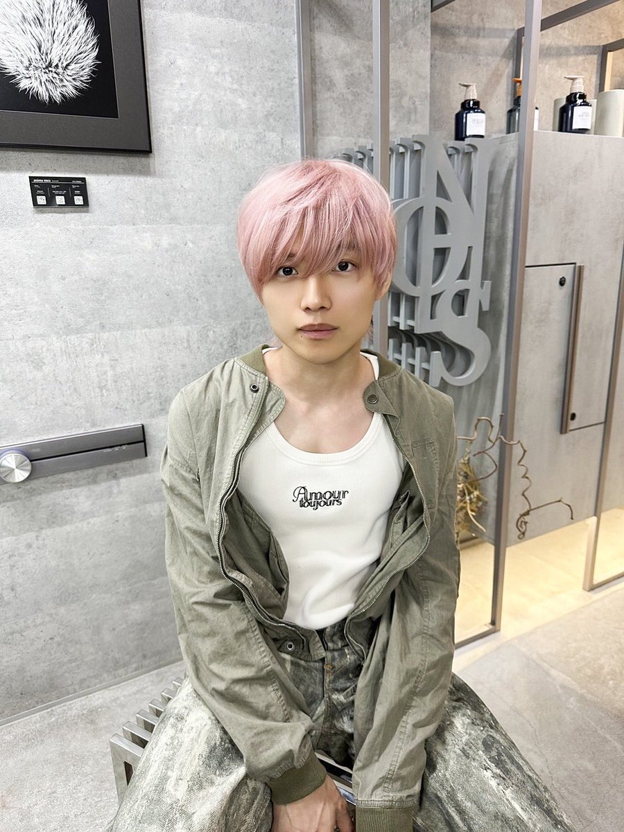 たなか@です（紫色） ふたたびピンクになりました