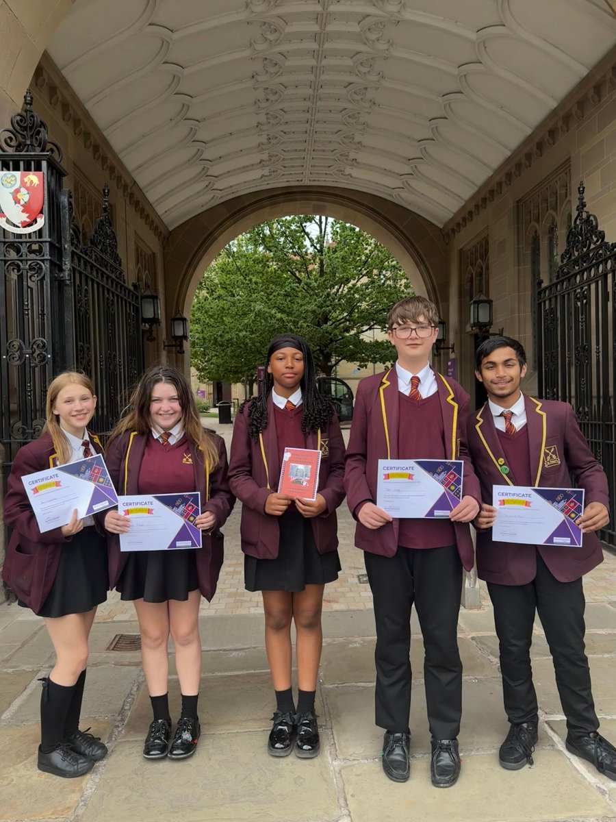 StPetersUK's tweet image. ๐ Weโre proud of our Year 9 historians for winning a citywide documentary competition with โManchester: A City to Others and a Home to Many.โ Their work on the city's imperial impact and transport was showcased by Professor Peter OโConnor at the University of Manchester.