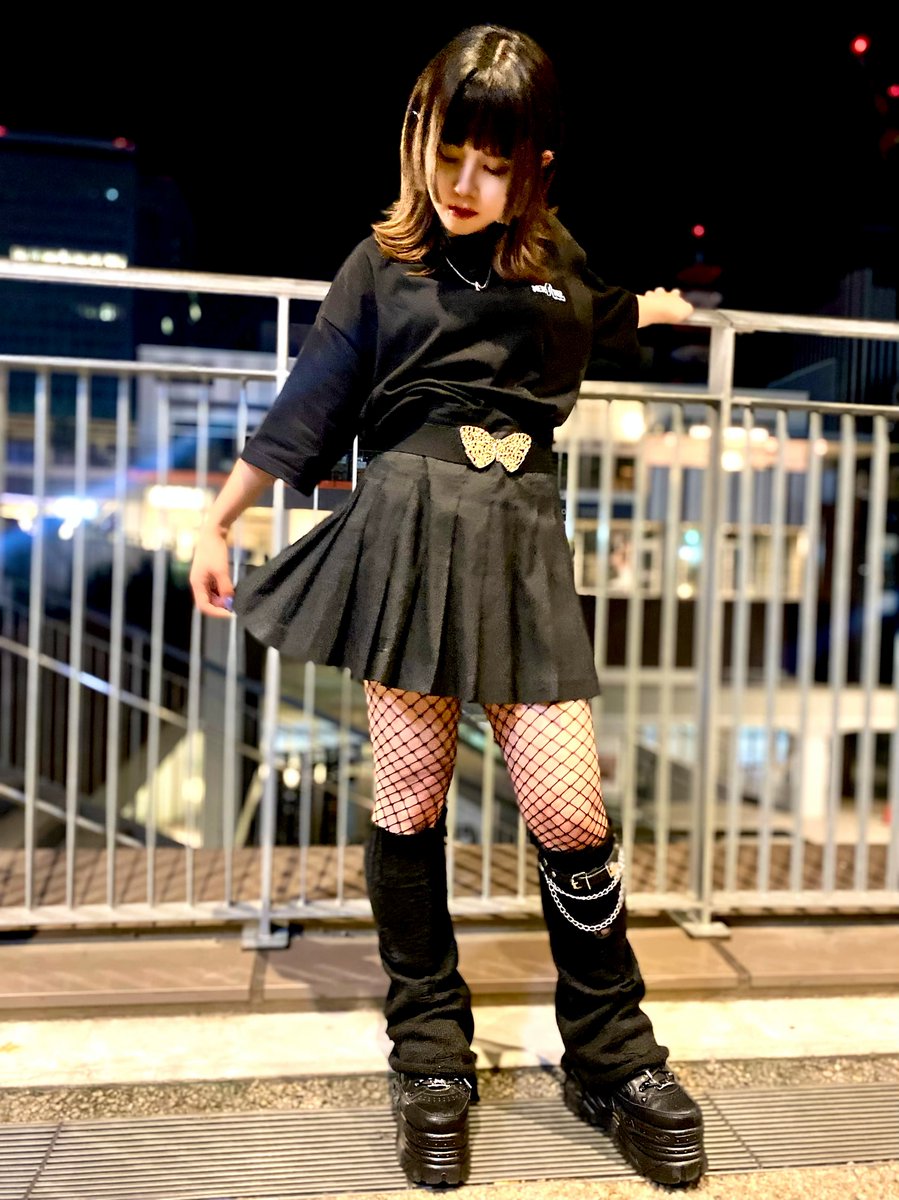 NR_NEWRIVER's tweet image. 待望のビックシルエットTシャツ発売！  

▼ショップリンク 
newriver.booth.pm 

▼公式Instagram 
instagram.com/nr_newriver/ 

▼Model  
ゑる
Instagram：instagram.com/eru_42_creator/

#NEWRIVER 
#パーカー 
#オーバーサイズ