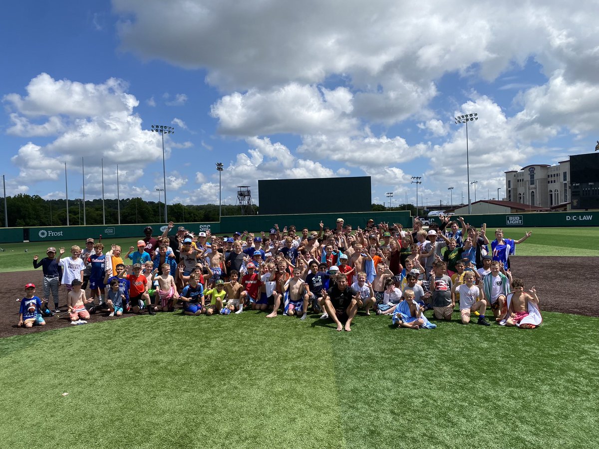 trouty16's tweet image. We’ve had two great weeks of youth camp this Summer and have one more next week (July 21-24). We still have spots available so if interested, register below:

info.collegebaseballcamps.com/steventroutbas…