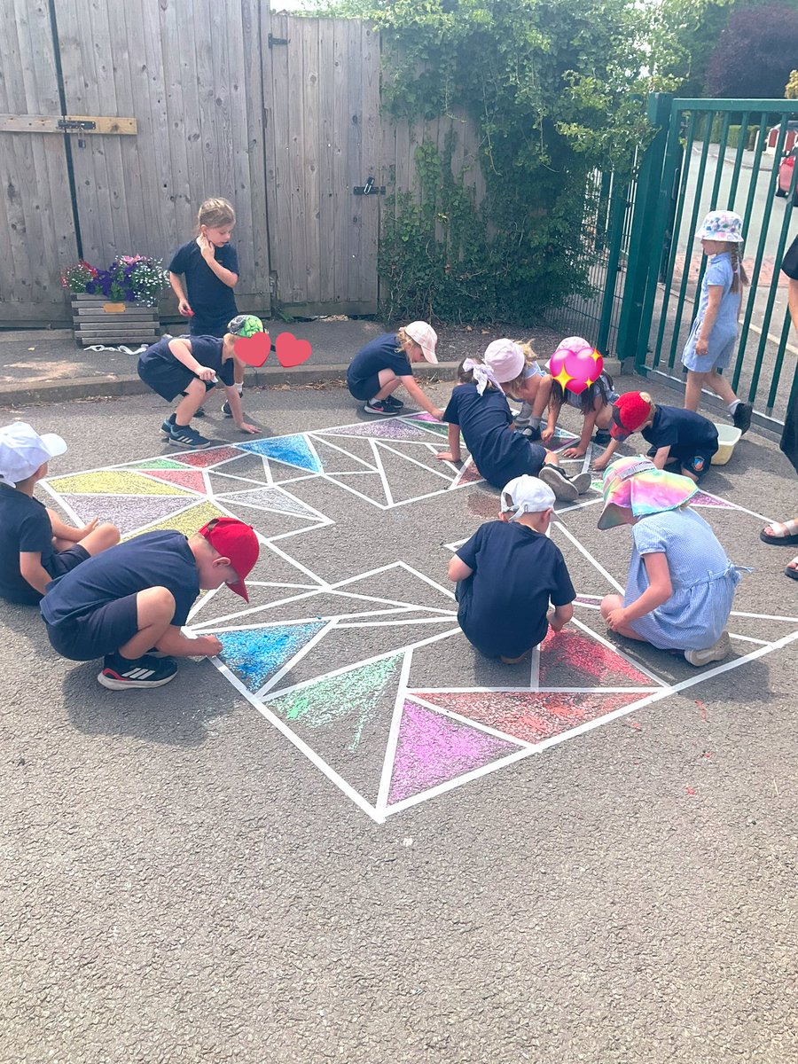 davenhamcofe's tweet image. Working together, playing together, serving God and serving others. We hope the pupils and parents enjoyed the masterpiece we created together. #EYFs #davenhamre