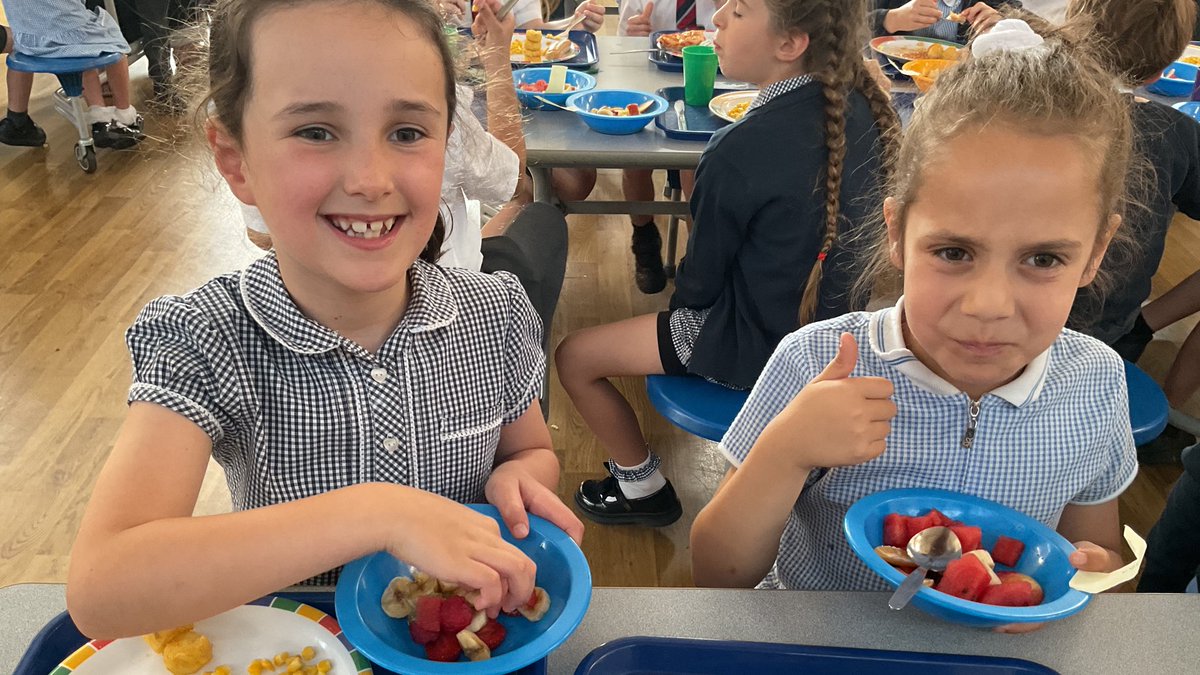Unsworth Primary (@unsworthprimary) on Twitter photo Year1 learnt to chop, slice, tear, spread and grate in DT today to make a fruit salad and a sandwich. <a href="/Cornerstonesedu/">Cornerstones Education</a> #chopslicemash ๐ช๐ฅ๐๐๐ฅช Year1 learnt to chop, slice, tear, spread and grate in DT today to make a fruit salad and a sandwich. <a href="/Cornerstonesedu/">Cornerstones Education</a> #chopslicemash ๐ช๐ฅ๐๐๐ฅช