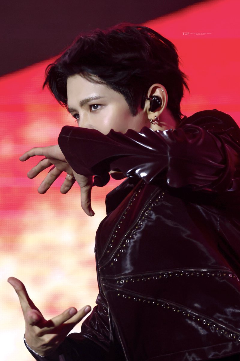 TOP_RIIZE's tweet image. 250705 RIIZING LOUD SEOUL DAY2

잉걸

#SHOTARO #쇼타로 #RIIZE #라이즈