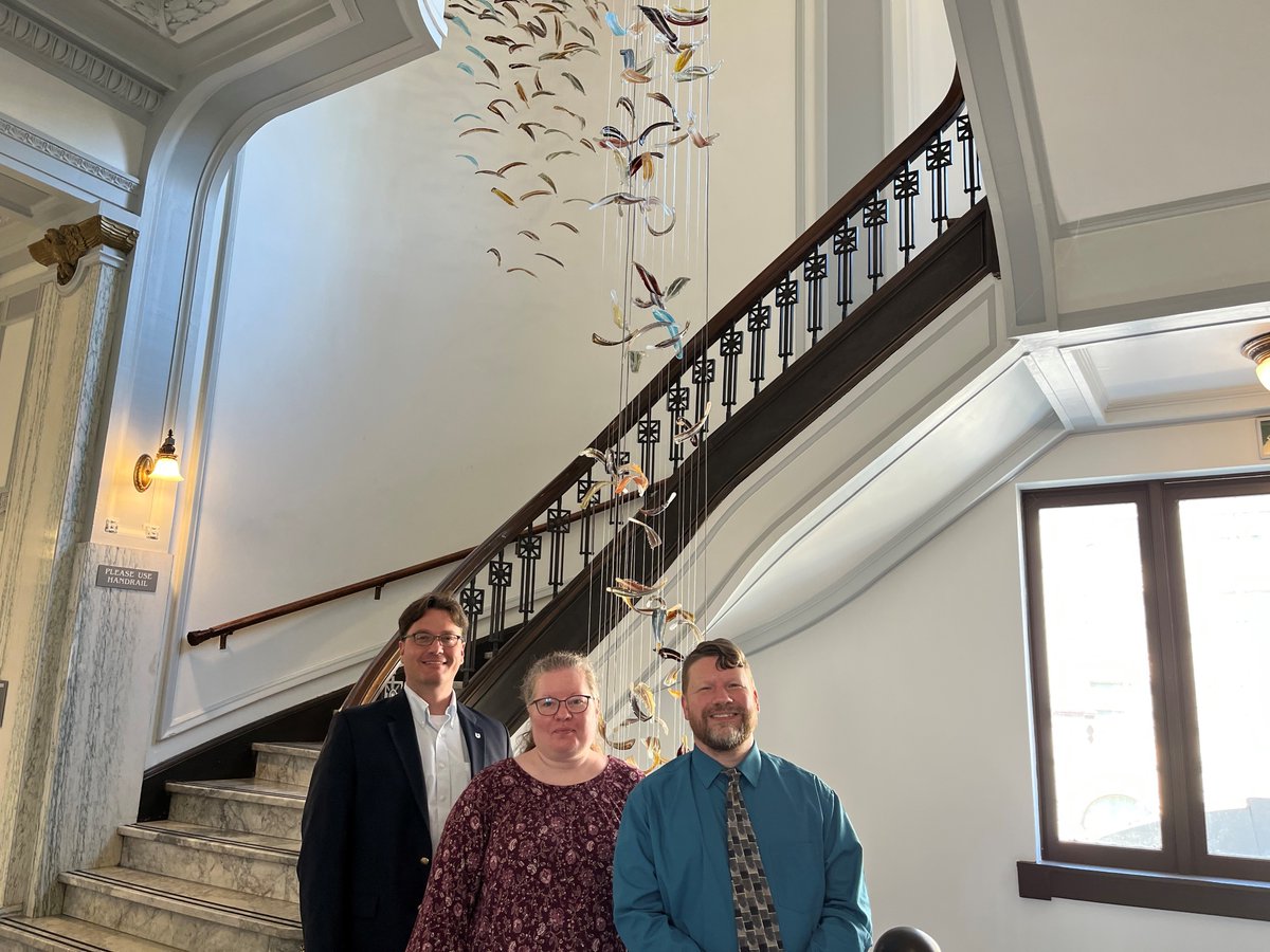 USGPO's tweet image. Superintendent of Documents, Scott Matheson, and GPO User Support Librarian, David Isaak, visit the Oregon State Law Library in Salem, OR. This library has been part of the FDLP since 1974.