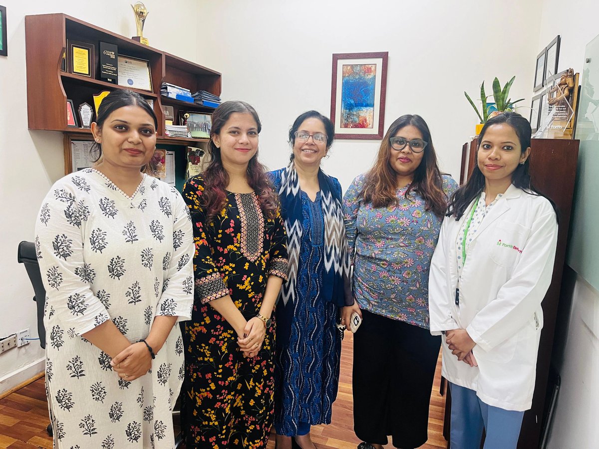 From classroom to career-defining moments! We're proud of Minal Kesarwani's impactful internship at Fortis Escorts, where she delved into hospital quality management. This is what the IIHMR Delhi experience is all about. Way to go, Minal!

#IIHMRdelhifuture