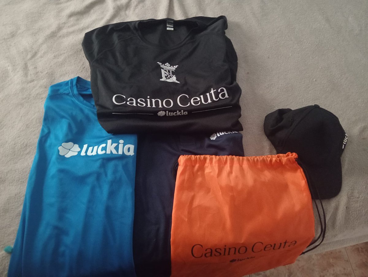 Gracias a <a href="/ADCeutaEsports/">ADCeuta Esports</a>  por acordarse de mi aun q no pude estar en el evento y gracias a <a href="/JLlado1987/">𝙅avier 𝙇𝙡𝙖𝙙𝙤</a> tambien por el detalle 

Seguimos currando  somos #ADCE