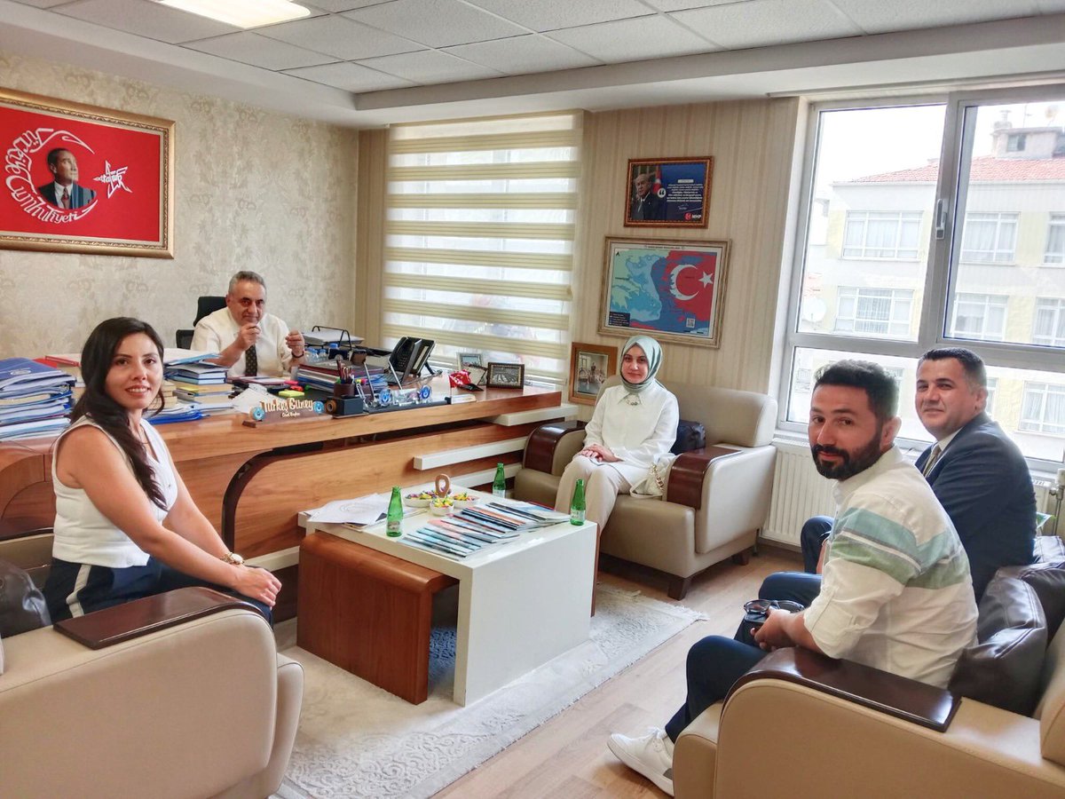 Kamu Mühendisleri Platformu (@kamuhendisleri) on Twitter photo Türkiye Kamu-Sen Toplu Sözleşmeden Sorumlu Genel Başkan Yardımcısı Sayın Türkeş Güney ile Kamu mühendislerinin toplu sözleşme talepleri üzerine bir görüşme gerçekleştirdik.
Kamu mühendislerinin uzun süredir çözüm bekleyen sorunlarını ve toplu sözleşme masasında ele alınmasını Türkiye Kamu-Sen Toplu Sözleşmeden Sorumlu Genel Başkan Yardımcısı Sayın Türkeş Güney ile Kamu mühendislerinin toplu sözleşme talepleri üzerine bir görüşme gerçekleştirdik.
Kamu mühendislerinin uzun süredir çözüm bekleyen sorunlarını ve toplu sözleşme masasında ele alınmasını