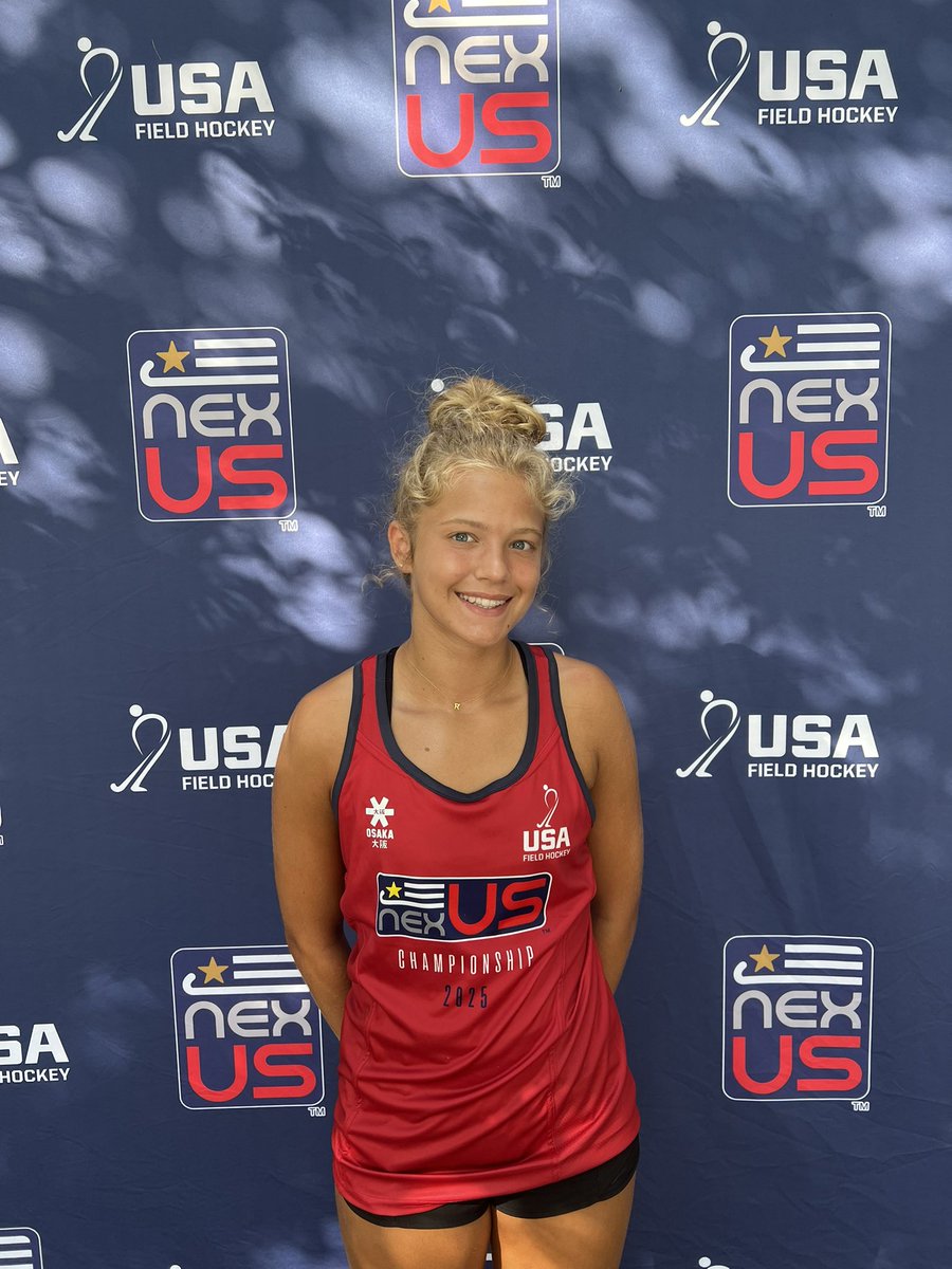 Good luck to sophomore Riley Povilaitis as she competes in the USA Field Hockey U16 Junior Nexus Championship🐝🏑💚💛🇺🇸