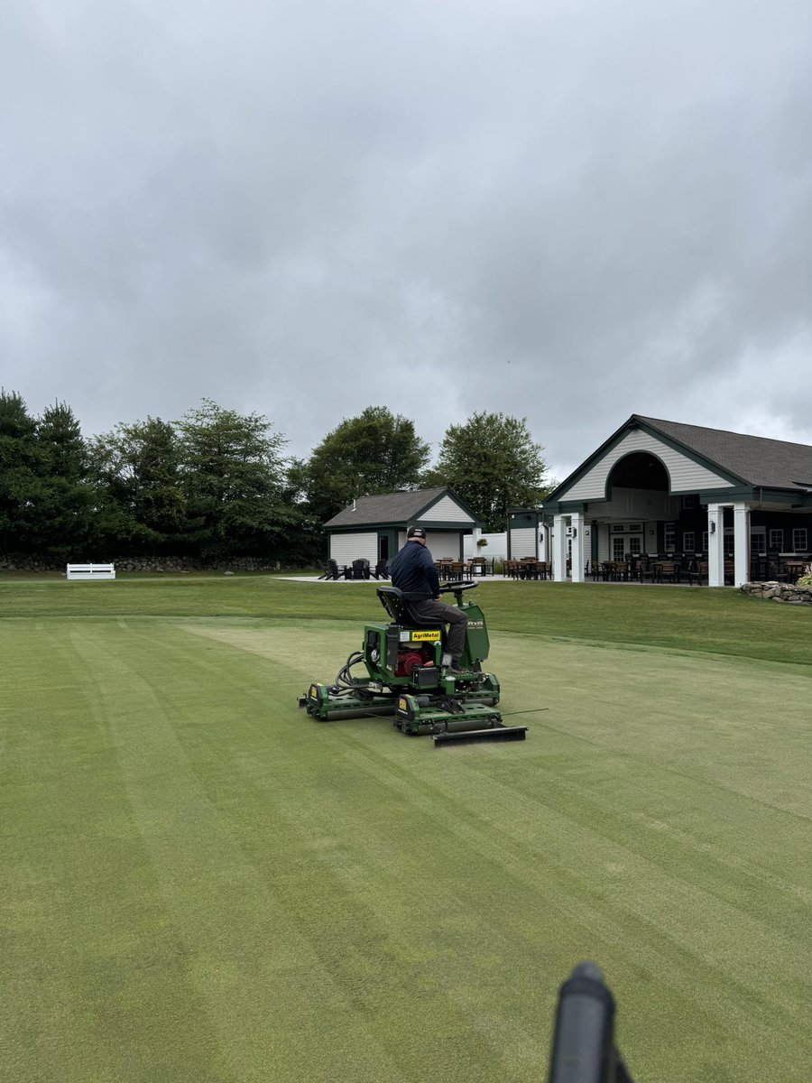 Cut/ninja tine/topdress/brush/irrigate; soil spray tomorrow 👌🏻 #maintenancemonday #CTMafia