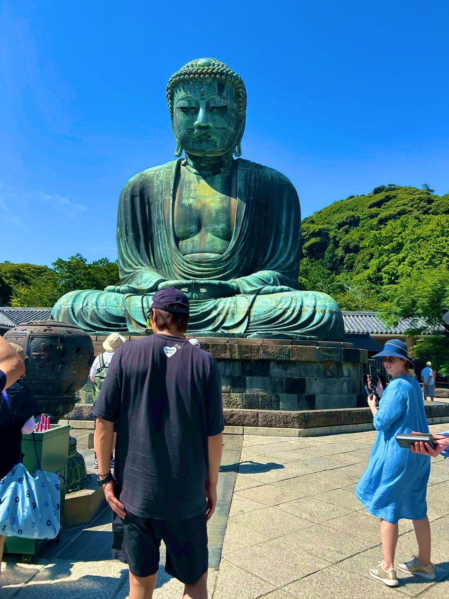 FAji_ko's tweet photo. 鎌倉の大仏見に行った！
大円筋出てるの少しわかるぢゃーん俺 https://t.co/2LNzXjACfz
