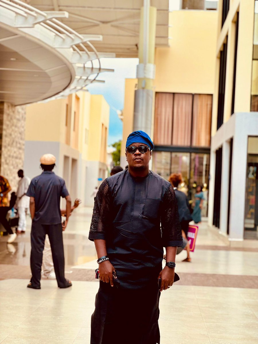 MirrorVisuals's tweet photo. Happy Birthday to our Leader and great boss! Wishing you many more years!! 🥳🎂🎉🎈🎈@ToluOnibokun https://t.co/RzYLX0g9Dl