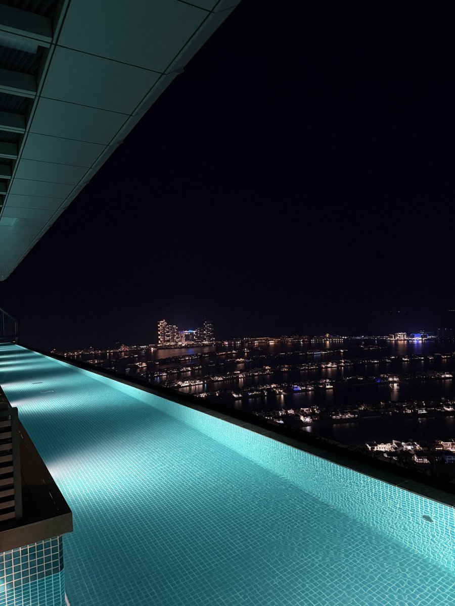 CryptoNagato's tweet image. Looking back, I’m really pleased I took a long break from social media and the markets over the past four months.

During that time, I spent quality moments with my family and friends.

I traveled to some incredible places.

I had amazing experiences.

I focused on leveling up in…