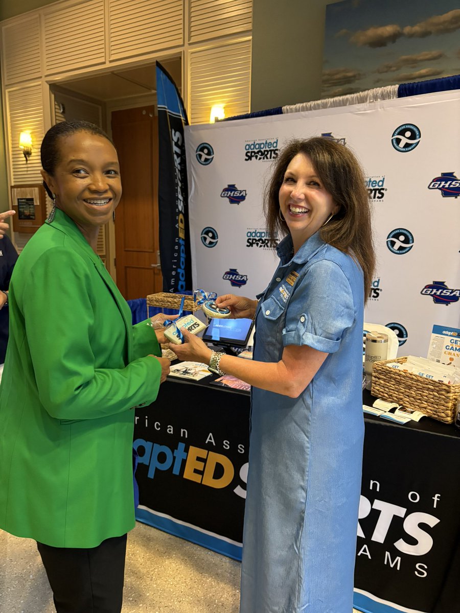 A “brand” new booth! Sincerest thanks to @varsity_brands and @bsnsports — we LOVE the way you are helping bring awareness to @adaptedsports - grateful for our partnership! <a href="/gaelassoc/">GAEL</a> @officialghsa