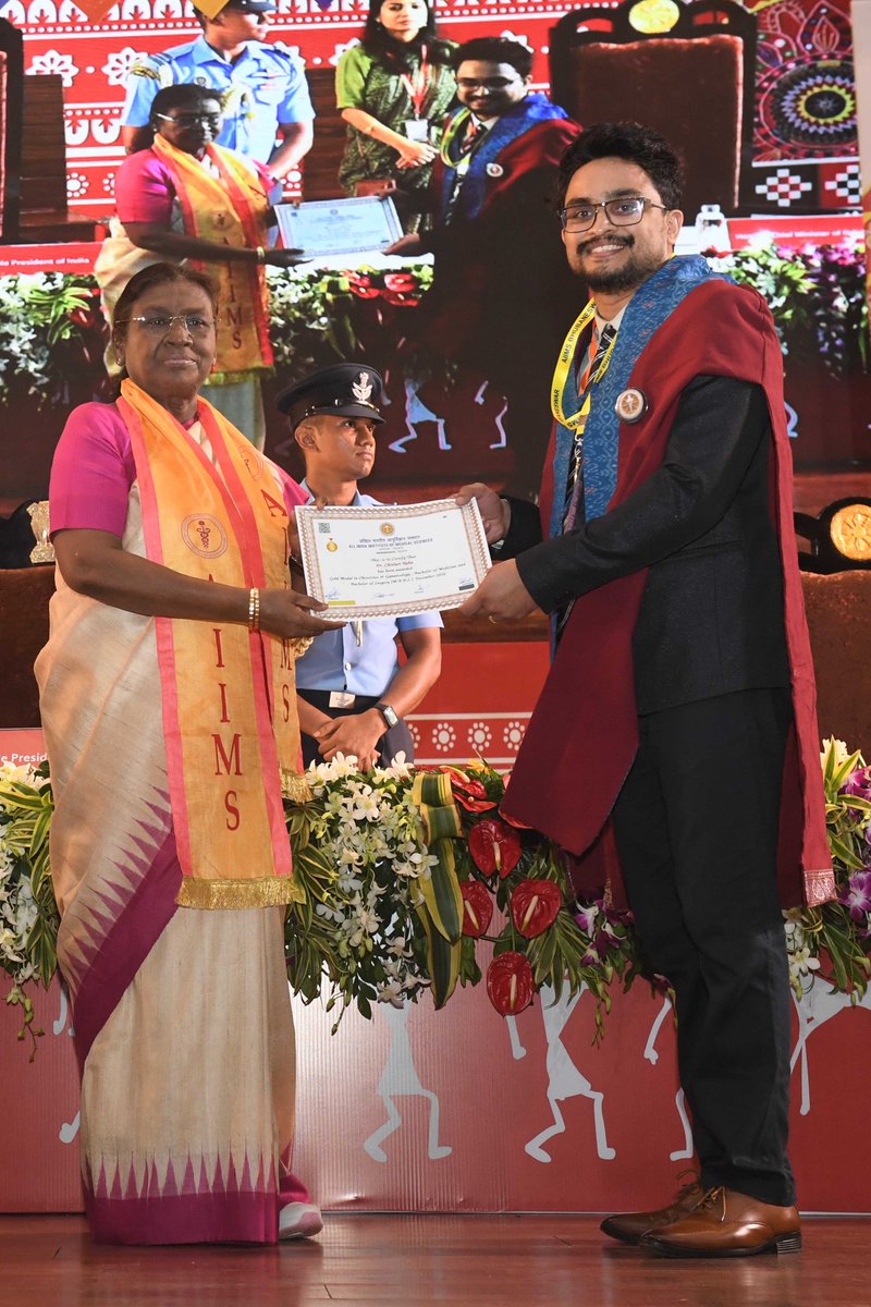 rashtrapatibhvn's tweet photo. President Droupadi Murmu graced the fifth convocation ceremony of AIIMS, Bhubaneswar. The President said that AIIMS, established in various parts of the country, are providing healthcare through the latest medical science and experienced doctors. People are getting quality medical facilities at a low cost in these institutes. She expressed confidence that the success of AIIMS institutions will help establish India as a leading healthcare destination globally.