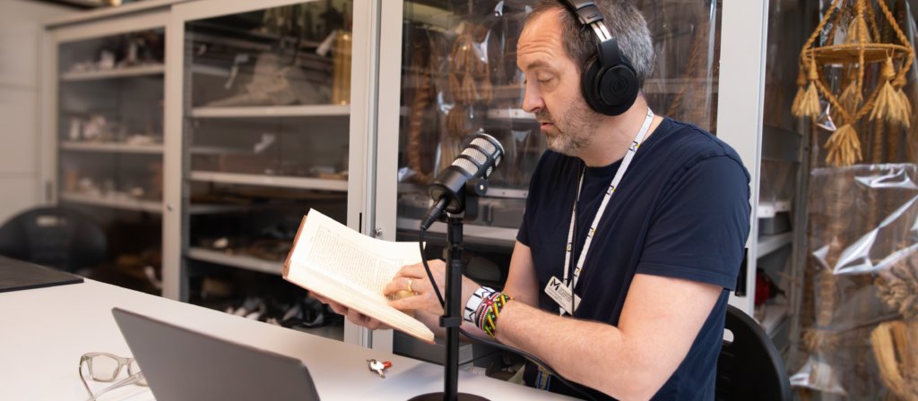 MuseumsAssoc's tweet image. Case study | Podcasting at Merl 🎙️
Expanding on its reputation for punchy and personable social media content, the Museum of English Rural Life's Absolute Units is widening access to new audiences.
Read: museumsassociation.org/museums-journa…