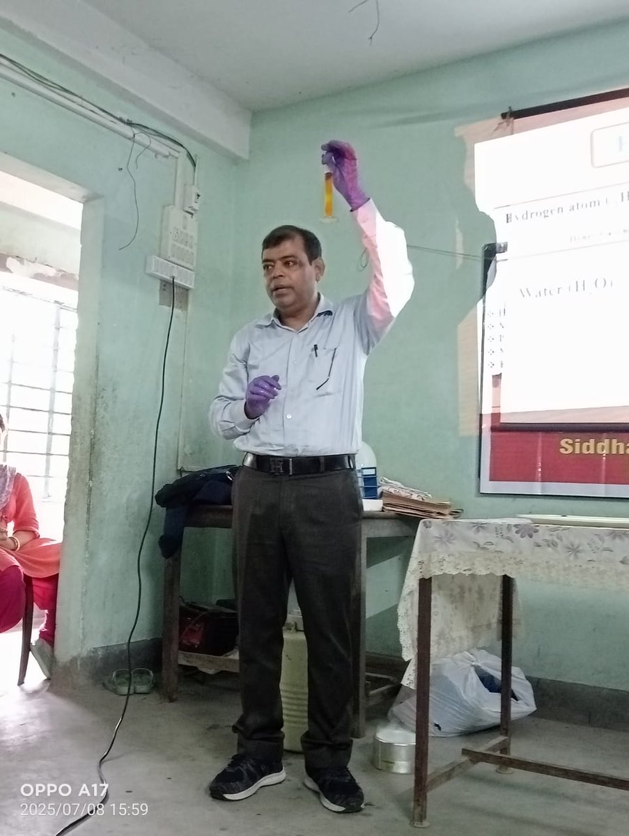 csir_iicb's tweet image. CSIR Jigyasa Programme at Samar Smriti Uchcha Vidyalaya (High School), Kolkata on July 08, 2025. Dr. Indu Bhusan Deb, Senior Principal Scientist of CSIR-IICB demonstrated on Science & Fun.