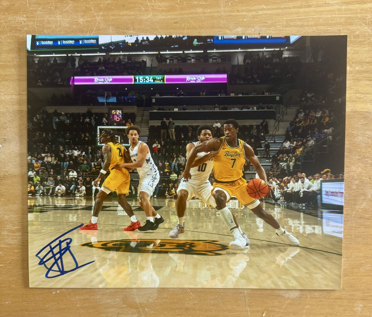 TimGall13's tweet image. Today's Treasure from my collection: Crediting his mentor Buddy Hield, who also came from humble beginnings in the Bahamas, VJ Edgecombe looks like an intriguing prospect. VJ played at Baylor & is a Philadelphia 76ers draft pick.
