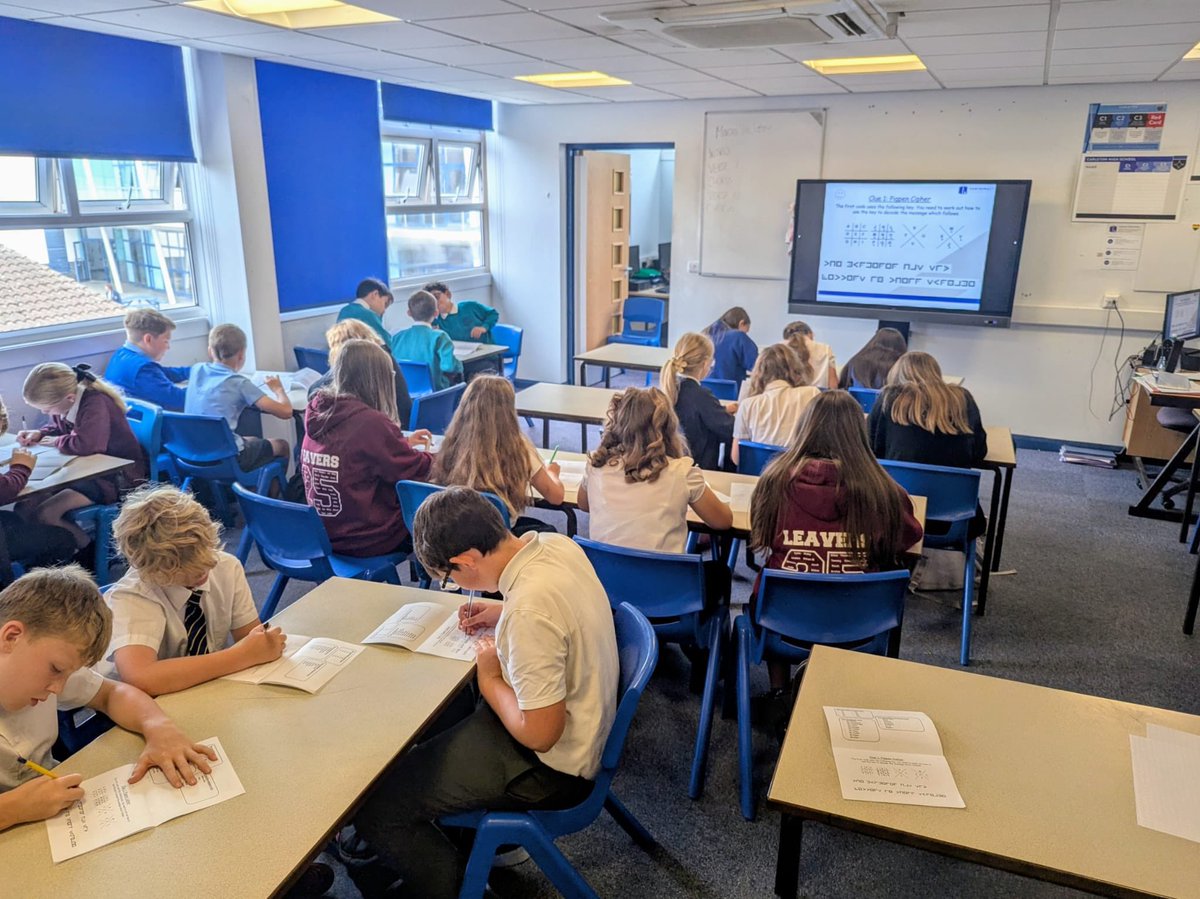 PATCarletonHigh's tweet image. Another successful #transition day complete from our new Year 7s 👏👏👏
From murder mystery code breaking in maths to orienteering and some music and art in-between our #newstudents have show great enthusiasm in all their classes. #CHStransition2025
